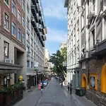 Icarus Homes -Cape Town Mountain View